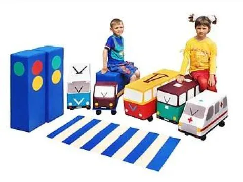 Игровой набор «Светофор с колесиками»