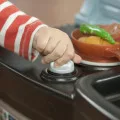 Step 2- Игровая кухня «Поварёнок»